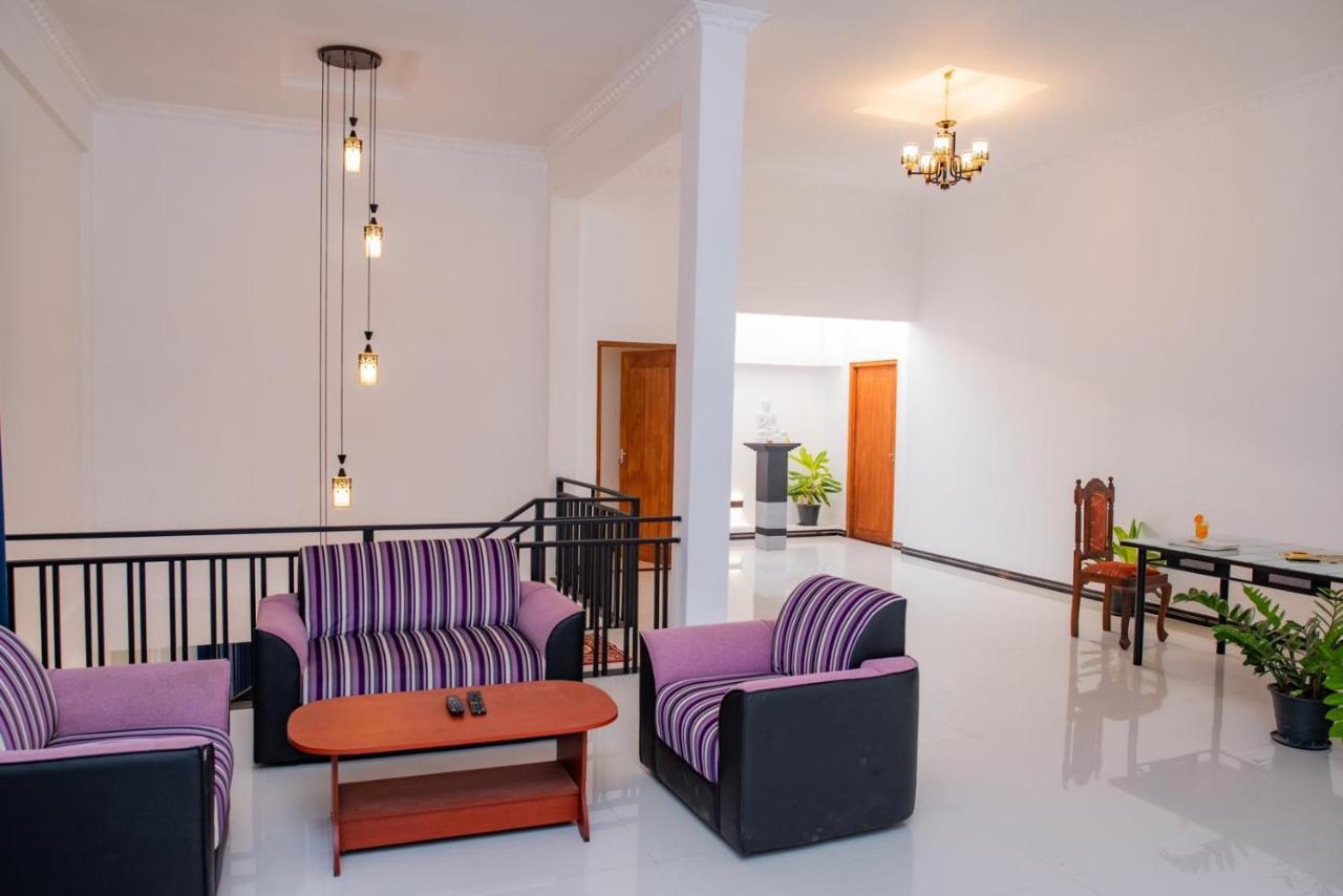 Sky Edge Homestay Kandy Extérieur photo
